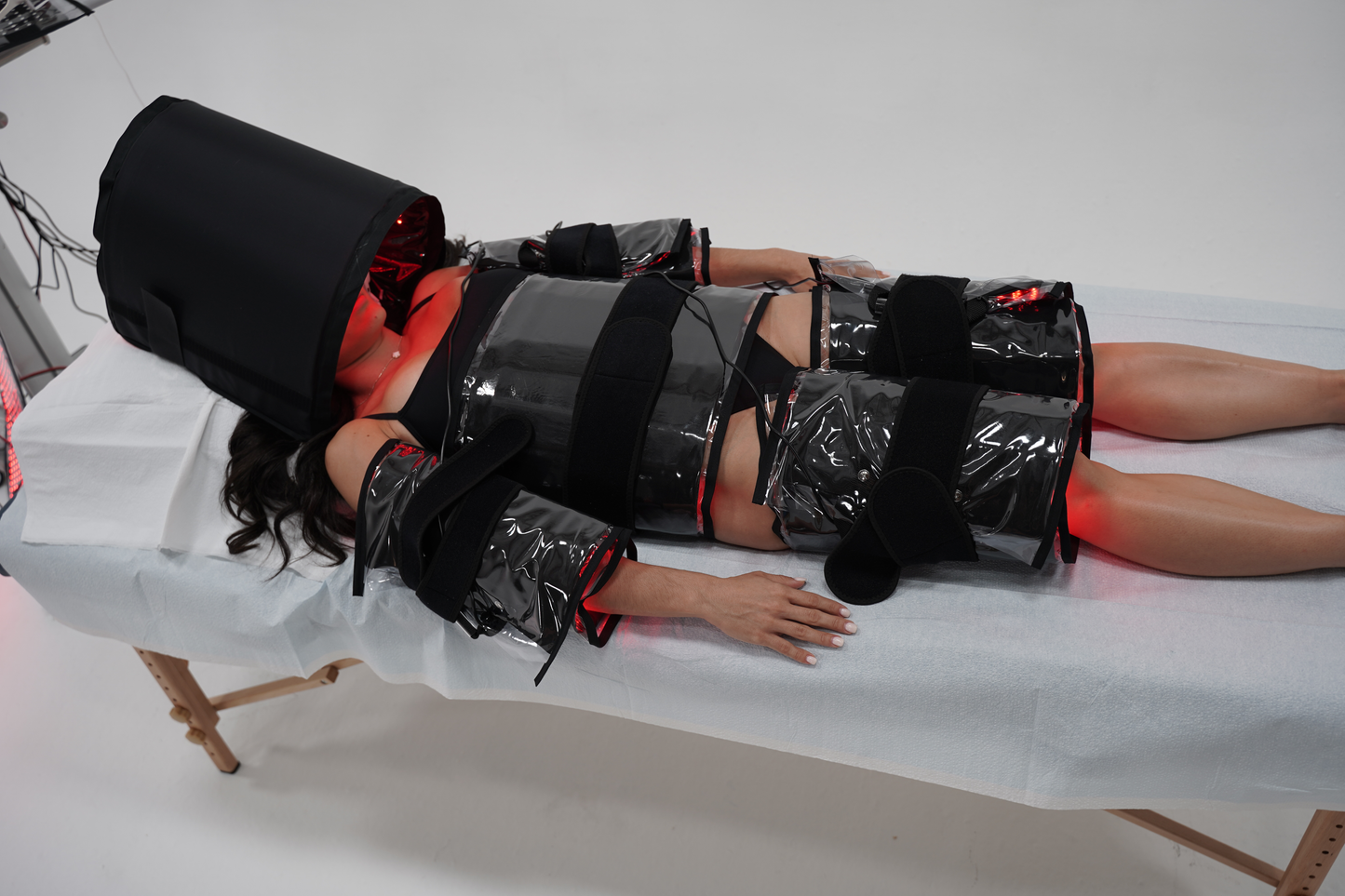 Full Body Red Light Therapy System 12,906 LED's in System. Includes 4 Pads 11" X 27", 2 Pads 11' X 16", 1 Face Dome, 1 Chin Pad